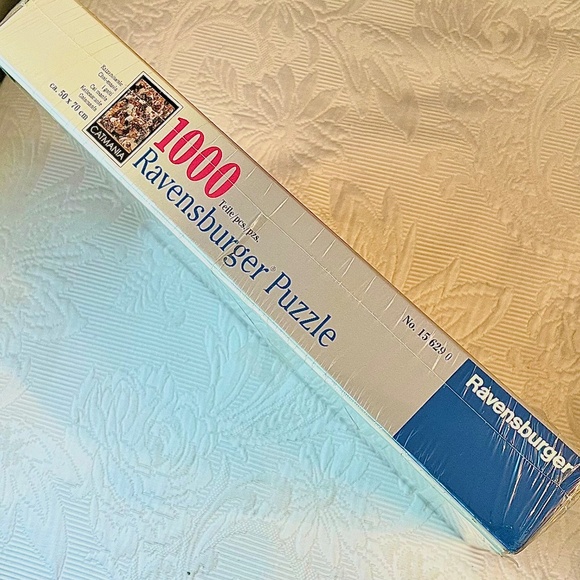 NWT Ravensburger “Catmania” Puzzle 1000 Pieces - Picture 2 of 5